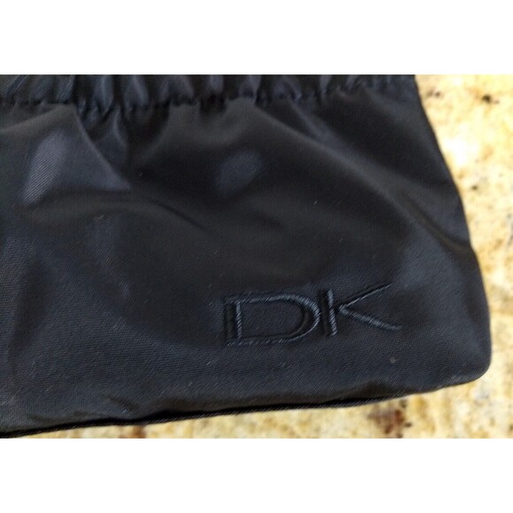 Donna Karan DK Cosmetics Black Zippered Makeup Toiletry Travel Bag Wristlet NEW - Picture 2 of 16